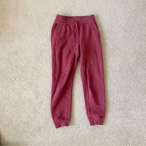 Lululemon Scuba Hi Rise Jogger